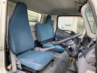 三菱ふそうキャンター冷凍車（冷蔵車）小型（2t・3t）[写真34]