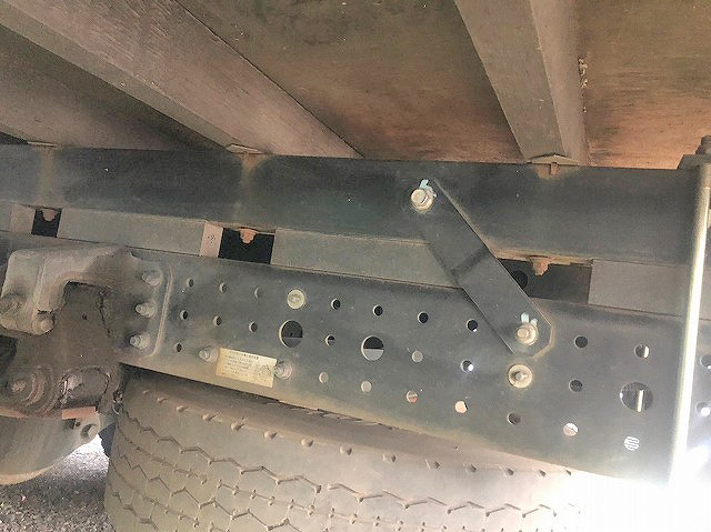 三菱ふそうキャンタークレーン3段小型（2t・3t）[写真12]