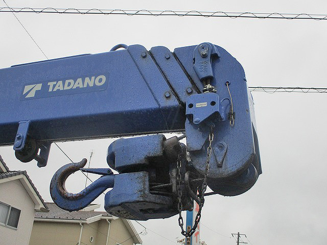 三菱ふそうキャンタークレーン3段小型（2t・3t）[写真04]