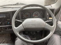 いすゞフォワードアルミウイング中型（4t）[写真29]