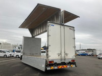 いすゞフォワードアルミウイング中型（4t）[写真08]