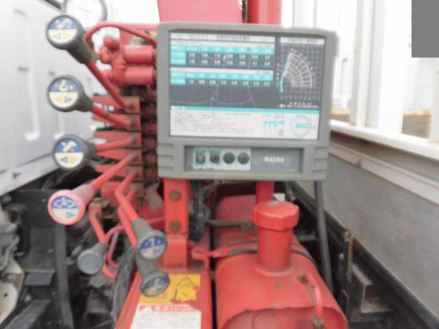 いすゞエルフクレーン3段小型（2t・3t）[写真10]