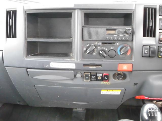 いすゞエルフクレーン3段小型（2t・3t）[写真25]