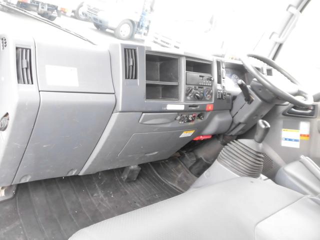 いすゞエルフクレーン3段小型（2t・3t）[写真29]