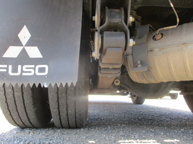 三菱ふそうキャンターアルミブロック小型（2t・3t）[写真25]