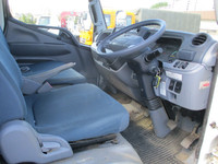 三菱ふそうキャンターアルミブロック小型（2t・3t）[写真29]