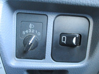 三菱ふそうキャンターアルミブロック小型（2t・3t）[写真37]