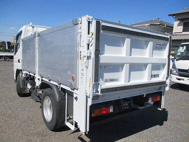 三菱ふそうキャンターアルミブロック小型（2t・3t）[写真04]