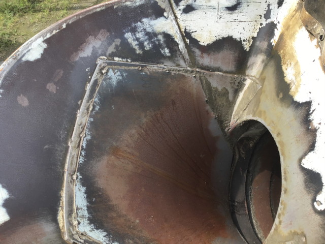 いすゞギガミキサー車（コンクリートミキサー）大型（10t）[写真10]