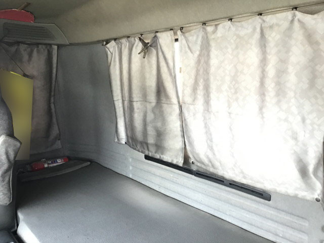 いすゞギガミキサー車（コンクリートミキサー）大型（10t）[写真33]