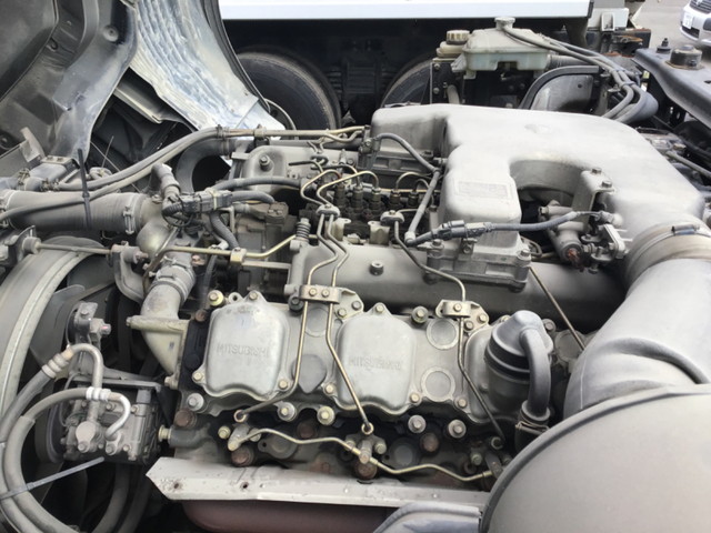 三菱ふそうスーパーグレートミキサー車（コンクリートミキサー）大型（10t）[写真24]