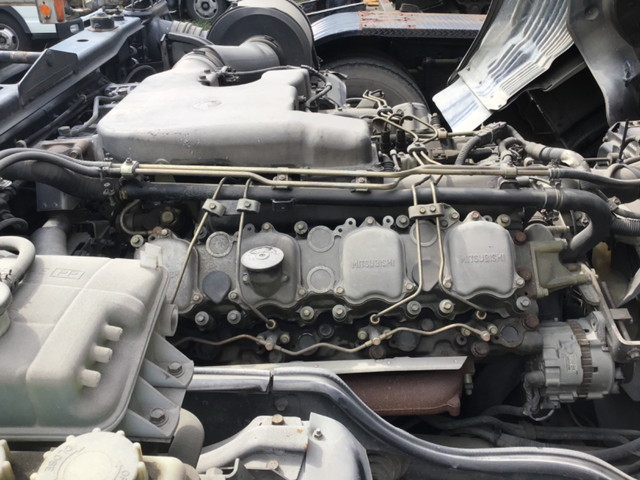 三菱ふそうスーパーグレートミキサー車（コンクリートミキサー）大型（10t）[写真25]