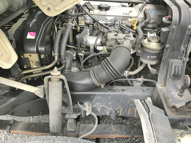 トヨタトヨエース平ボディ小型（2t・3t）[写真13]