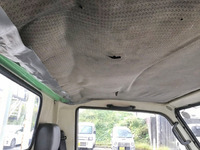 トヨタトヨエース平ボディ小型（2t・3t）[写真18]