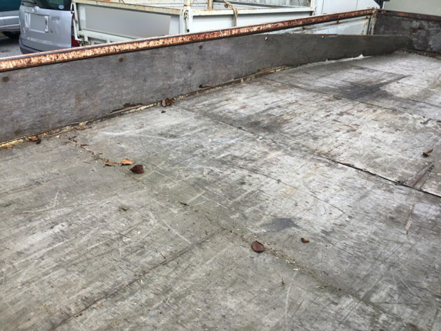 トヨタトヨエース平ボディ小型（2t・3t）[写真07]