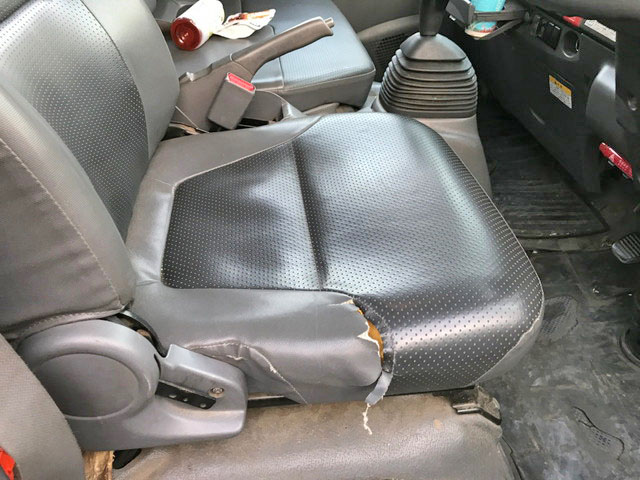 いすゞエルフアルミバン小型（2t・3t）[写真11]