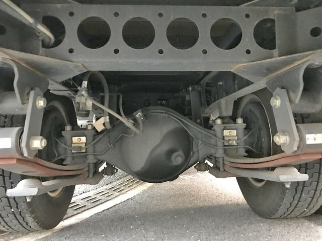 いすゞエルフアルミバン小型（2t・3t）[写真18]