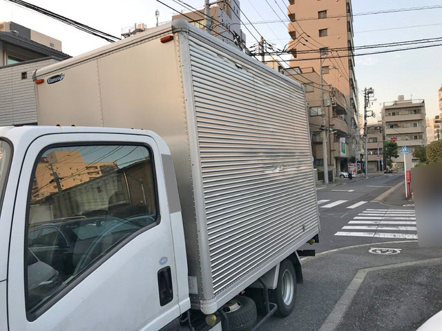 いすゞエルフアルミバン小型（2t・3t）[写真04]