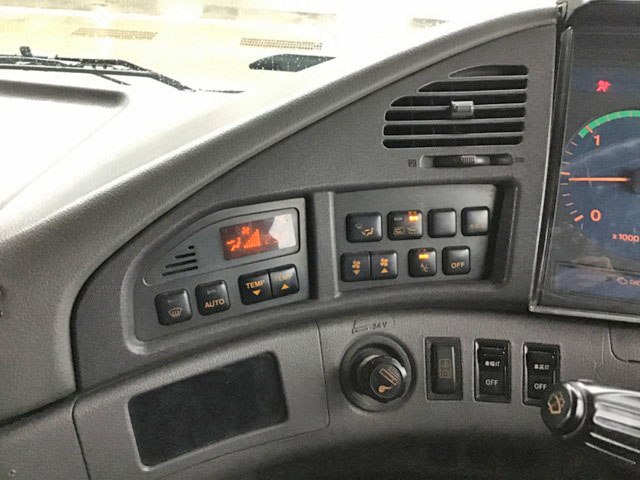 日野プロフィアアルミウイング大型（10t）[写真14]