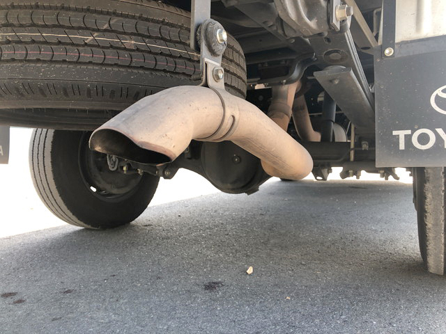 トヨタトヨエース平ボディ小型（2t・3t）[写真23]