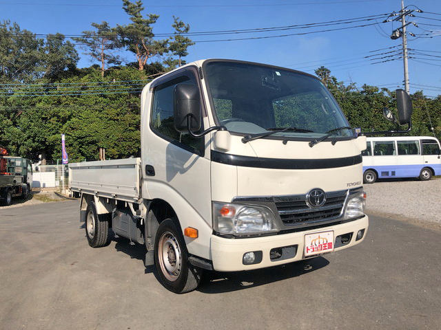 トヨタトヨエース平ボディ小型（2t・3t）[写真03]
