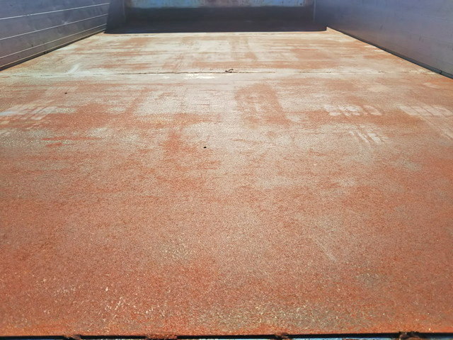 いすゞエルフアルミブロック小型（2t・3t）[写真10]