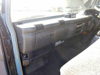 いすゞエルフアルミブロック小型（2t・3t）[写真30]