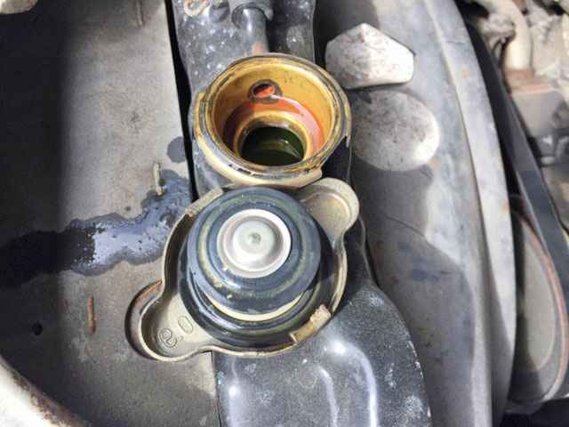 トヨタハイエース平ボディ小型（2t・3t）[写真08]