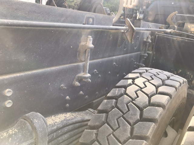 いすゞギガダンプ大型（10t）[写真13]