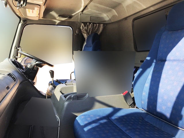 いすゞギガダンプ大型（10t）[写真24]