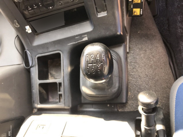 いすゞギガダンプ大型（10t）[写真30]