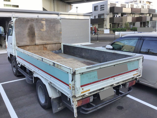 トヨタトヨエース平ボディ小型（2t・3t）[写真04]