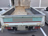 トヨタトヨエース平ボディ小型（2t・3t）[写真06]