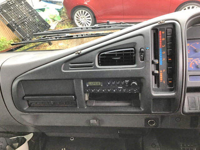 日野レンジャーアルミウイング中型（4t）[写真25]