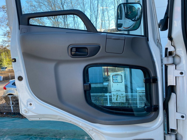 UDトラックスコンドルユニック4段増トン（6t・8t）[写真26]