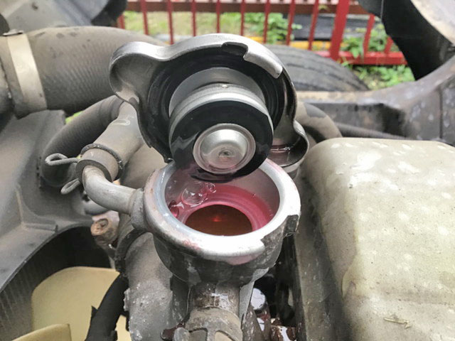 日野デュトロクレーン4段小型（2t・3t）[写真12]