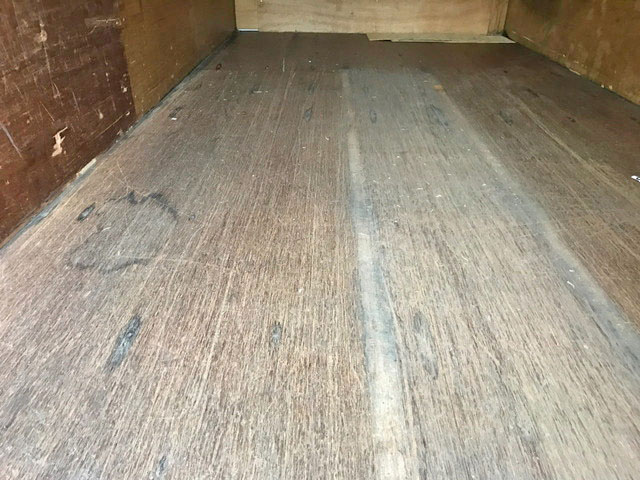 いすゞエルフアルミバン小型（2t・3t）[写真11]