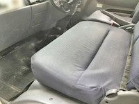 三菱ふそうキャンター平ボディ小型（2t・3t）[写真19]