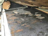 三菱ふそうキャンター平ボディ小型（2t・3t）[写真06]