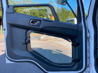 三菱ふそうファイター冷蔵冷凍ウイング中型（4t）[写真26]