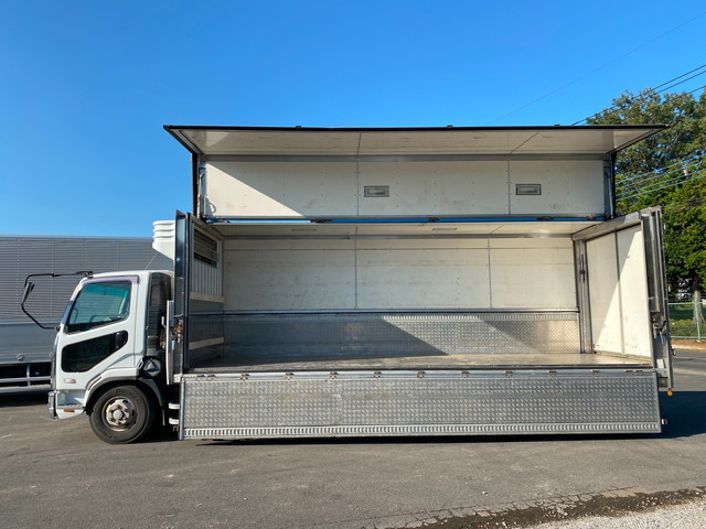 三菱ふそうファイター冷蔵冷凍ウイング中型（4t）[写真06]