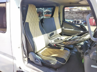 三菱ふそうキャンターダブルキャブ（Wキャブ）小型（2t・3t）[写真34]