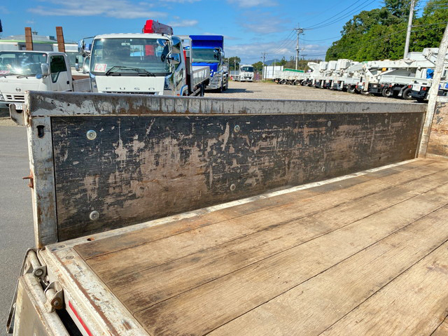 いすゞエルフクレーン3段小型（2t・3t）[写真14]