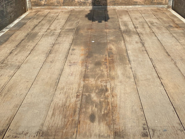 いすゞエルフクレーン3段小型（2t・3t）[写真15]