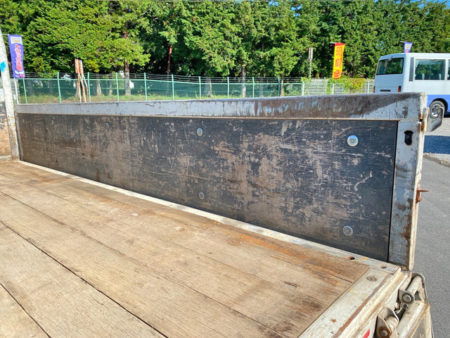 いすゞエルフクレーン3段小型（2t・3t）[写真16]