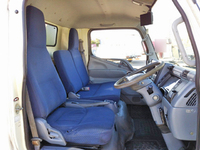 三菱ふそうキャンター冷凍車（冷蔵車）小型（2t・3t）[写真28]