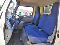 三菱ふそうキャンター冷凍車（冷蔵車）小型（2t・3t）[写真30]