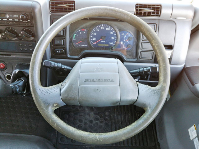 三菱ふそうキャンター冷凍車（冷蔵車）小型（2t・3t）[写真34]