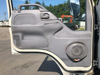 いすゞエルフパネルバン小型（2t・3t）[写真29]