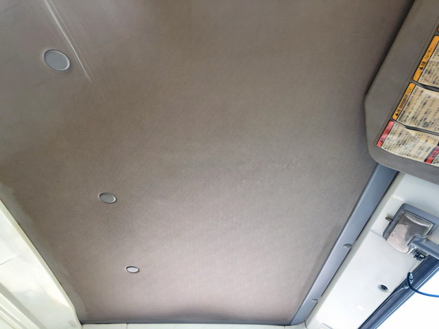 いすゞエルフパネルバン小型（2t・3t）[写真34]